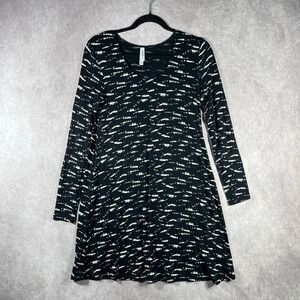 RVCA Skater Dress Womens Small Black White Tunic Mini Long Sleeve‎ Scoop Neck